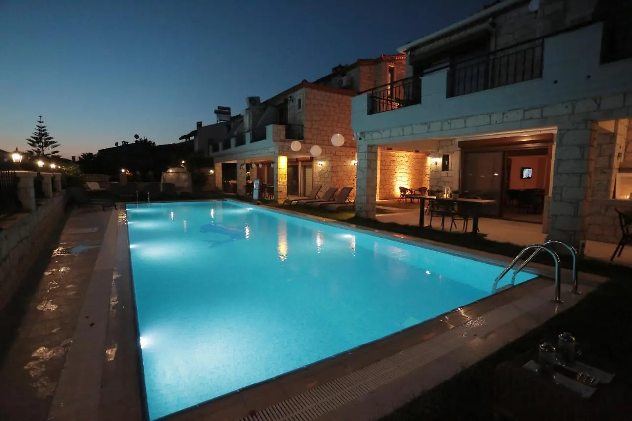 Fizzio Alacati Hotel 2*,