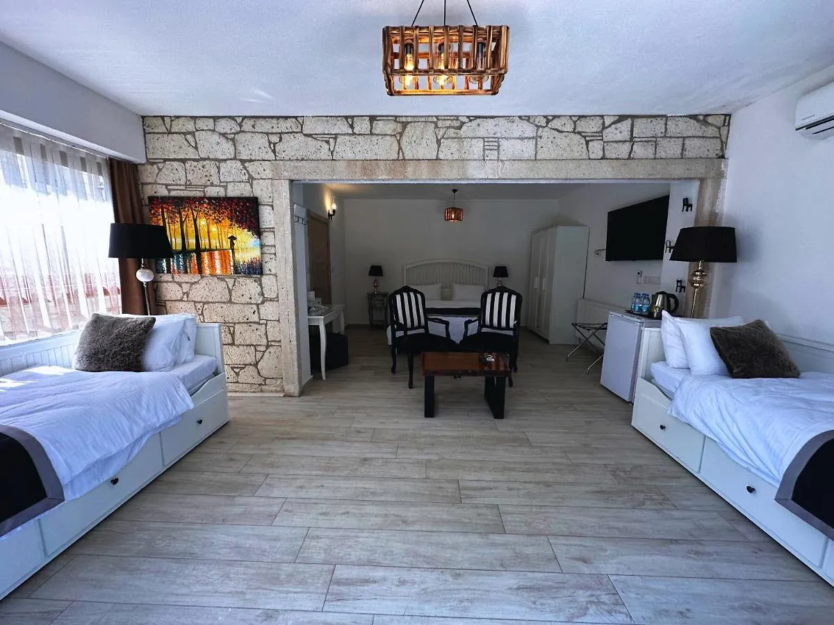 Fizzio Alacati Hotel