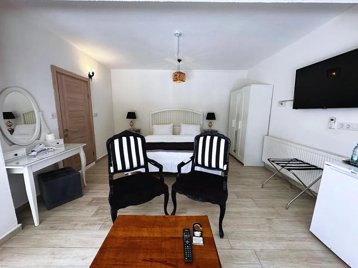 Fizzio Alaçatı Hotel